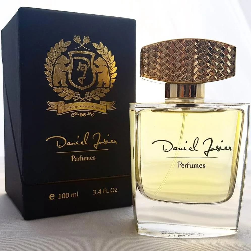 Daniel Josier Quetzaly fragrance bottle