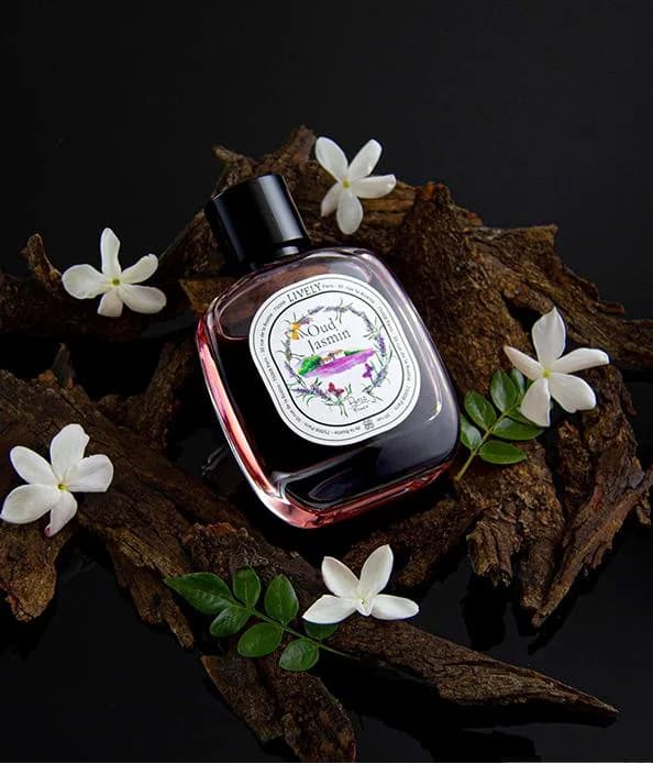 Lively Oud Jasmin fragrance bottle